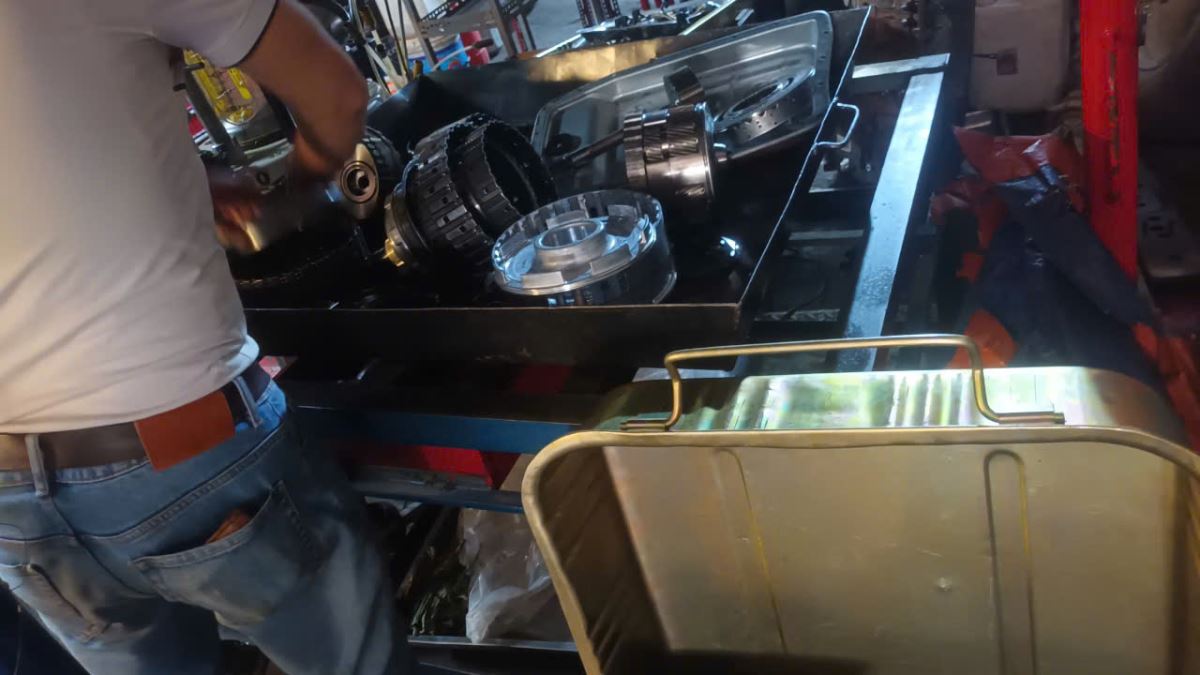 SỬA HỘP SỐ FORD RANGER 2017 6R80